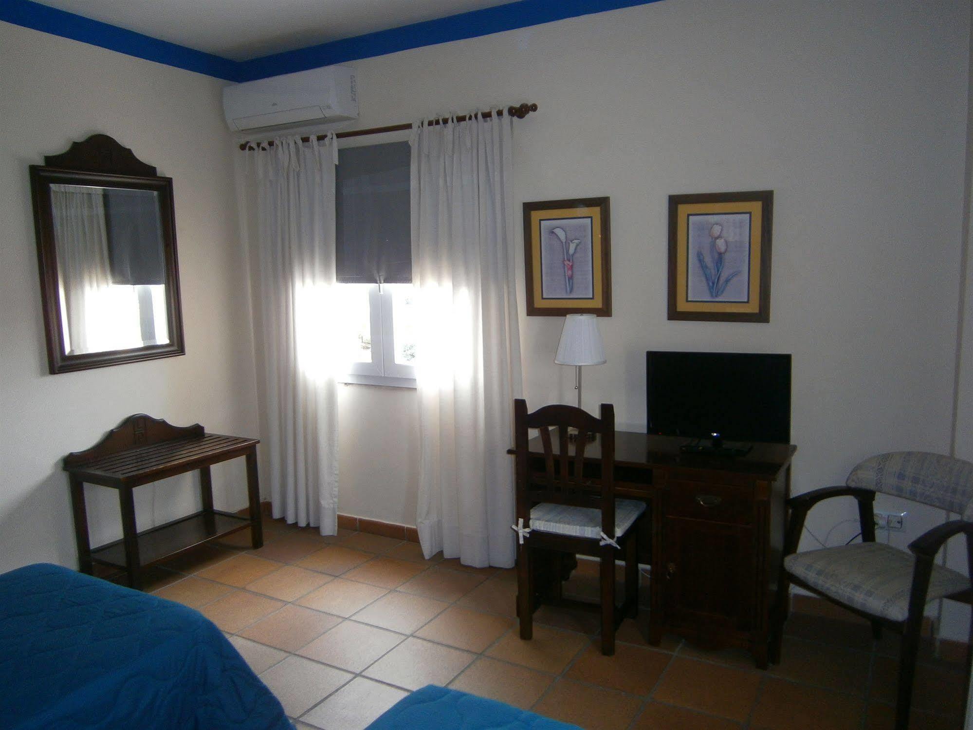 La Palmosa Hotel Alcalá de los Gazules Eksteriør billede